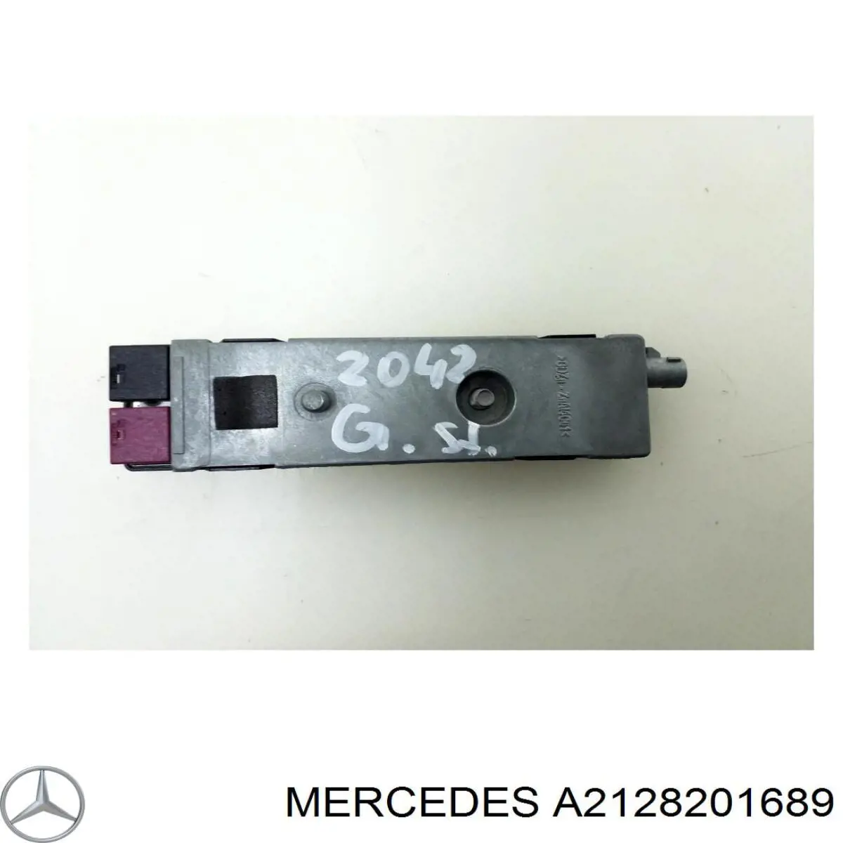 Купити A2128201689 Mercedes 