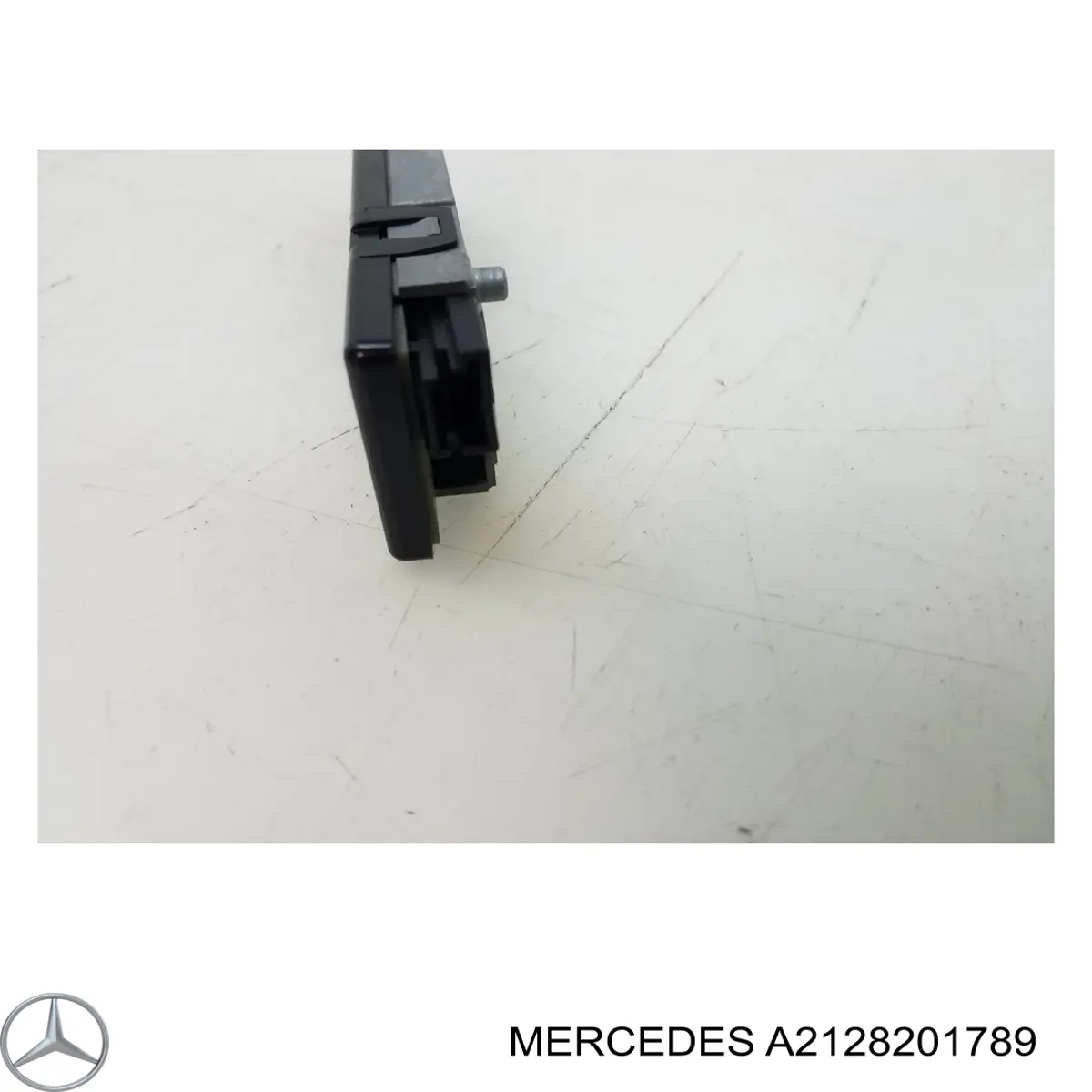  Mercedes A2128201789 ціна, від 10.69 USD