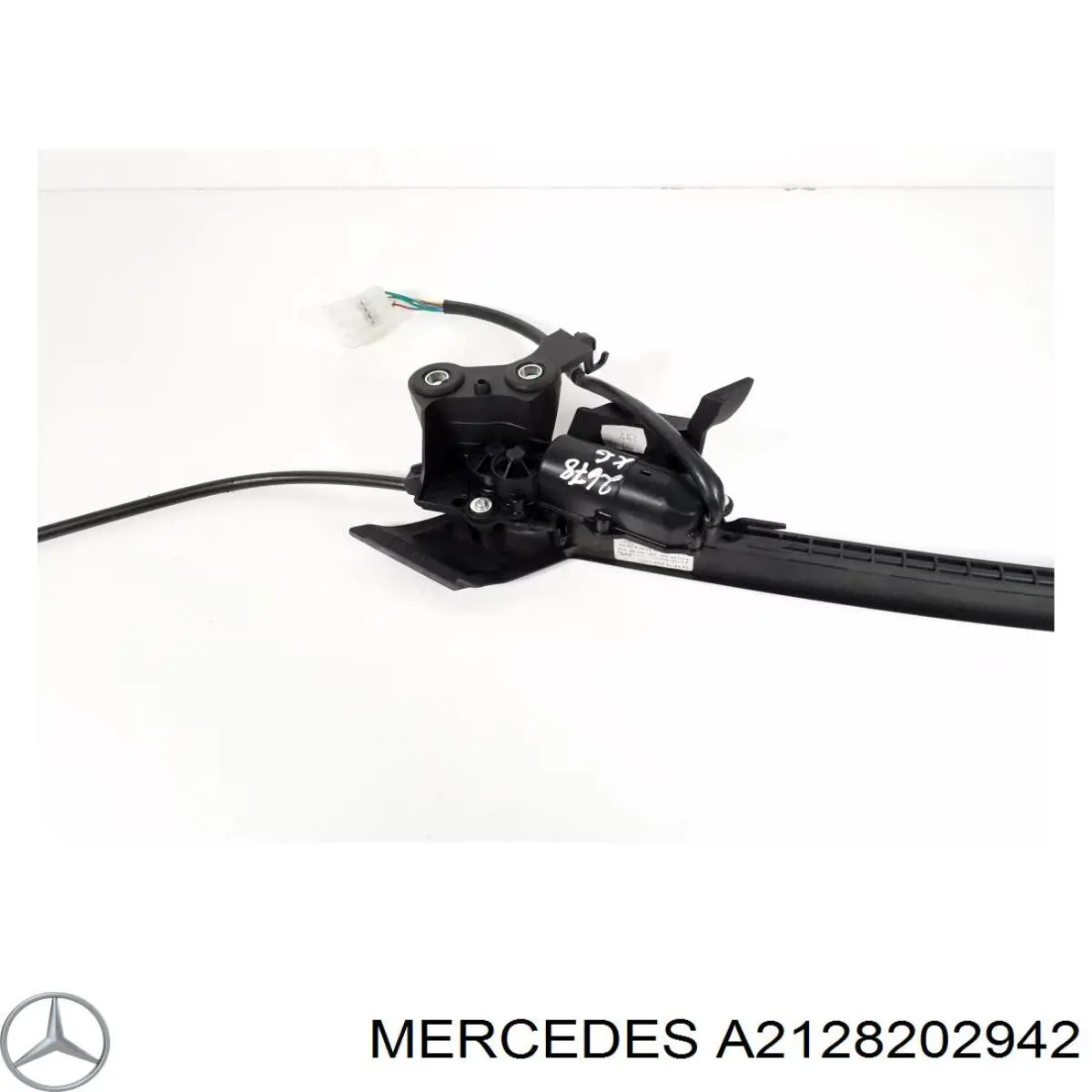  Mercedes A2128202942 ціна, від 12.68 USD