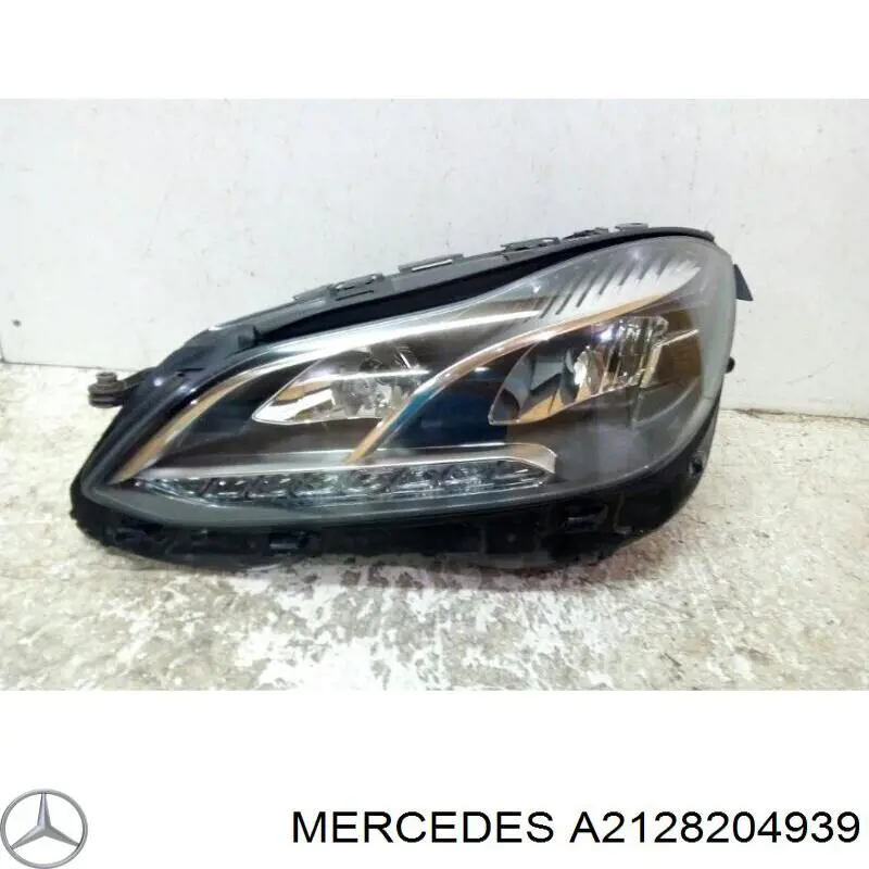 Скло фари лівої Mercedes A2128204939 ціна, від 51.12 USD