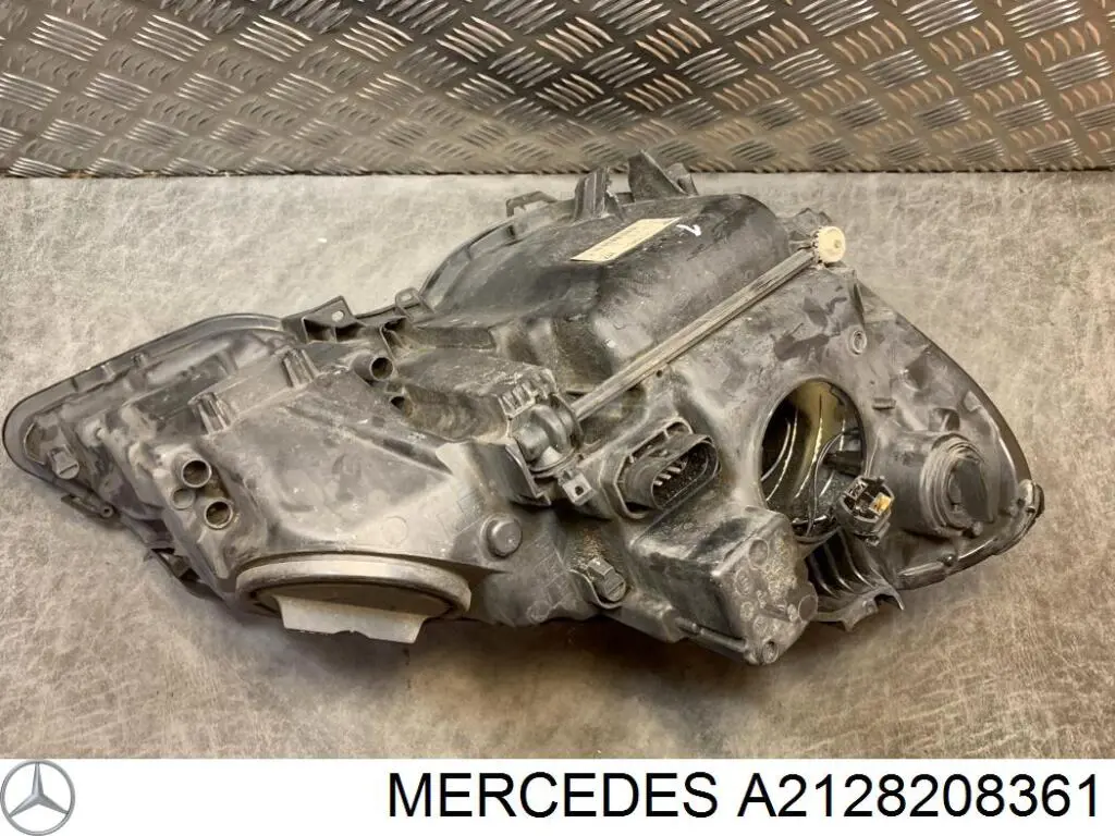  212820836164 Mercedes