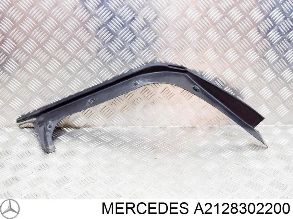  Mercedes A2128302200