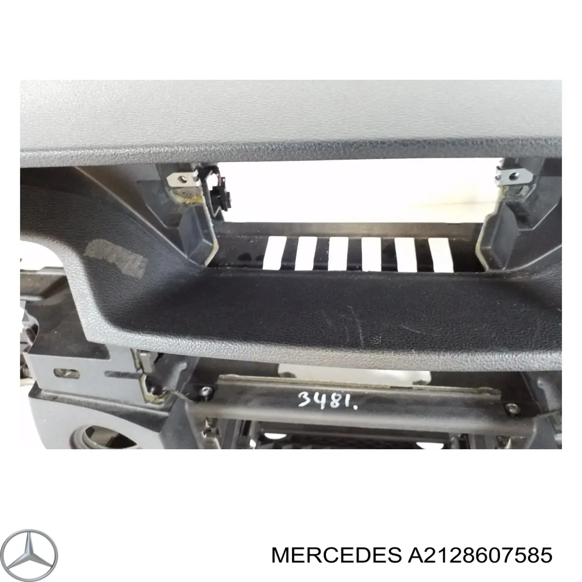 Ремінь безпеки передній лівий Mercedes A21286075859C94