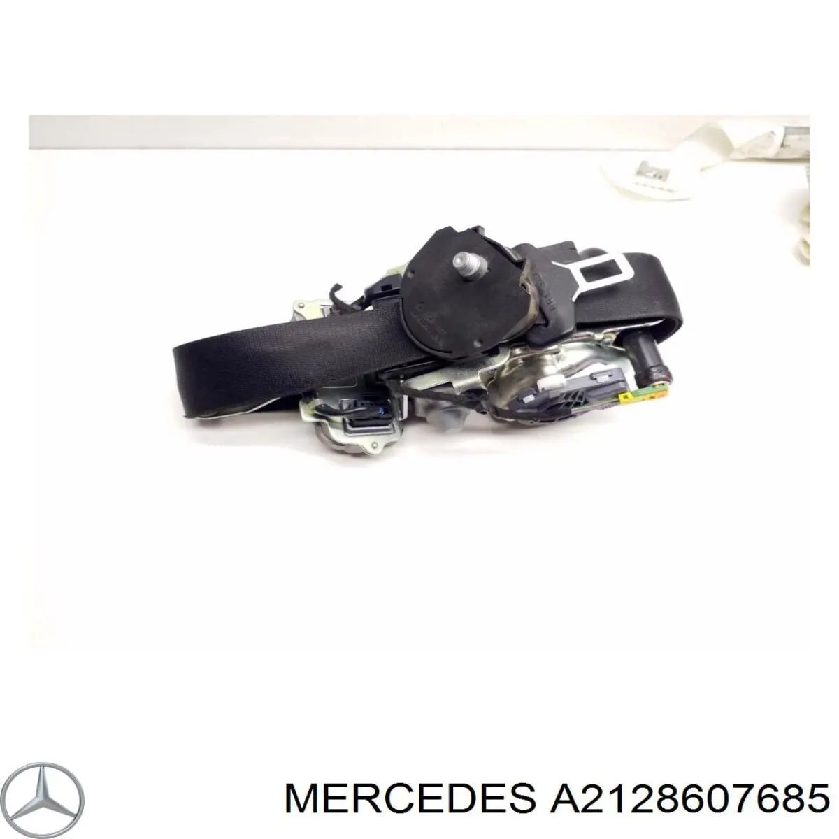 Пасок безпеки передній правий Mercedes A2128607685 ціна, від 60.81 USD