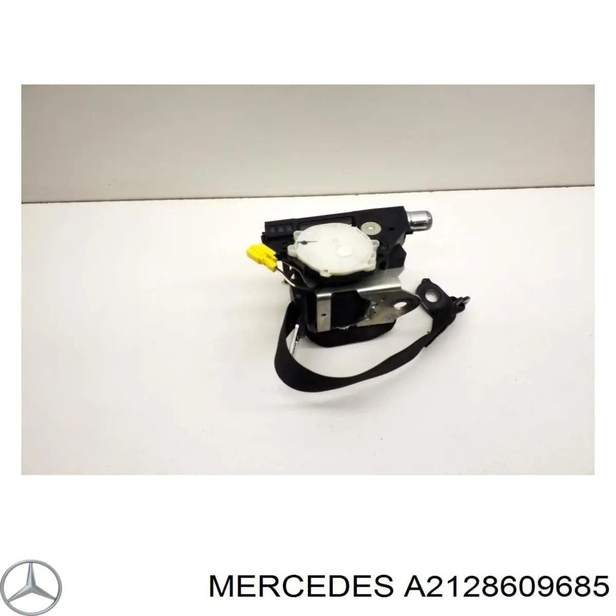 Пасок безпеки задній правий Mercedes A2128609685 ціна, від 57.01 USD