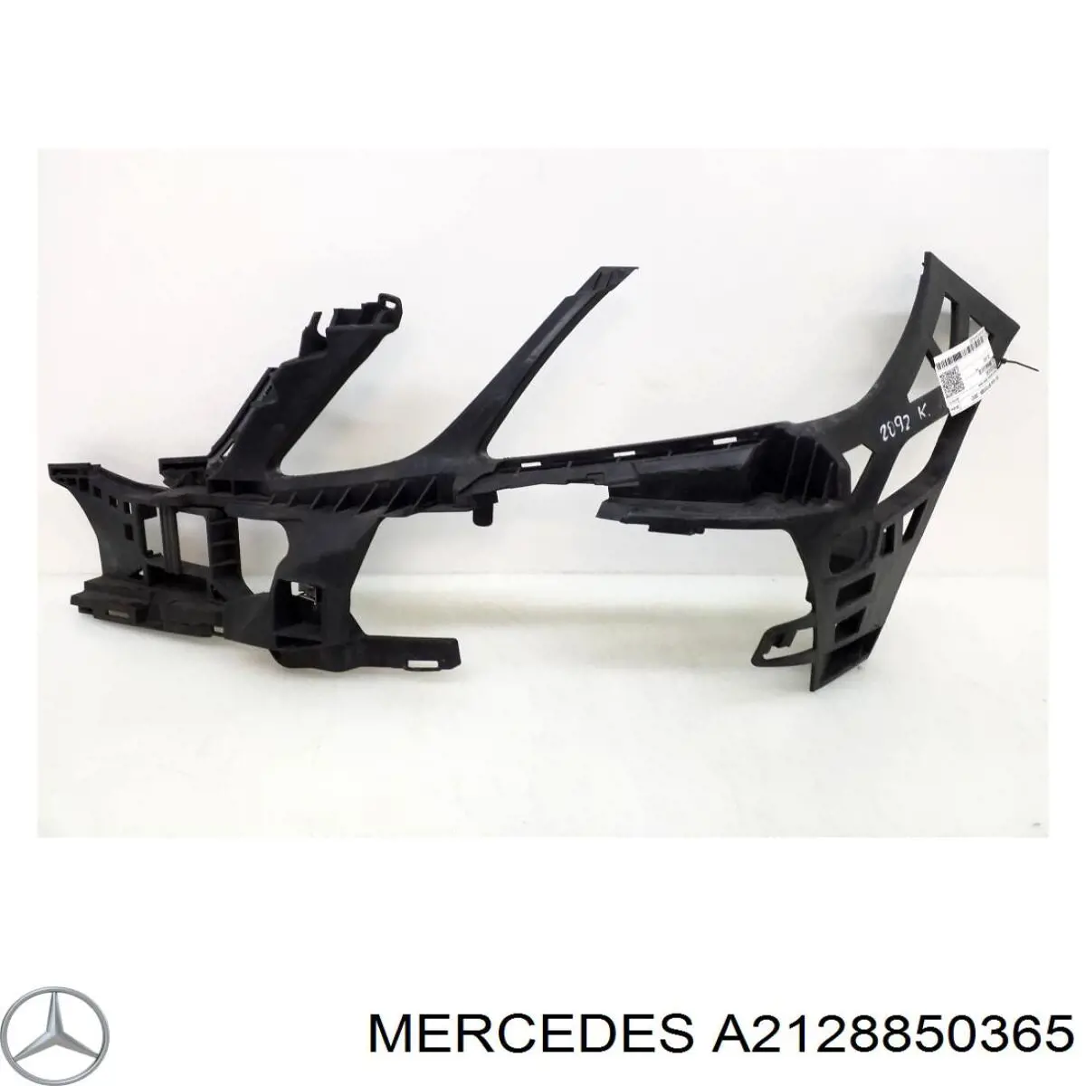 Купити A2128850365 Mercedes Кріплення бампера