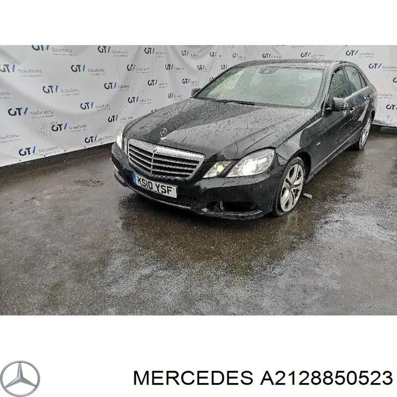 Решітка переднього бампера, центральна A2128850523 Mercedes