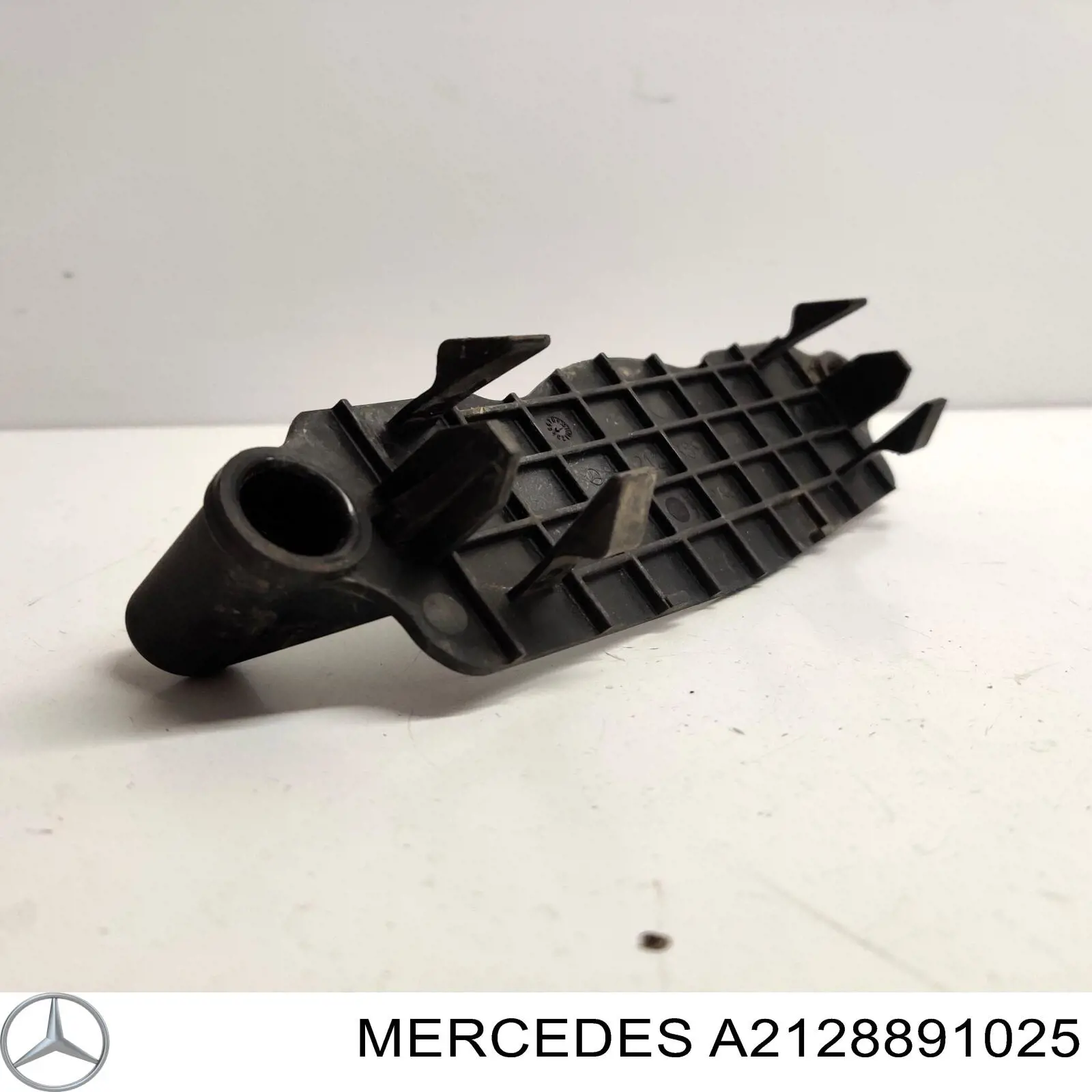 A2128891025 Mercedes 