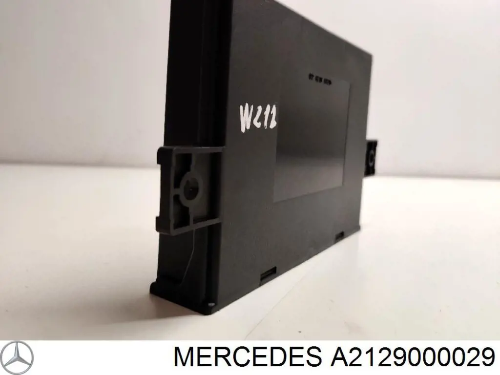 Купити A2129000029 Mercedes 