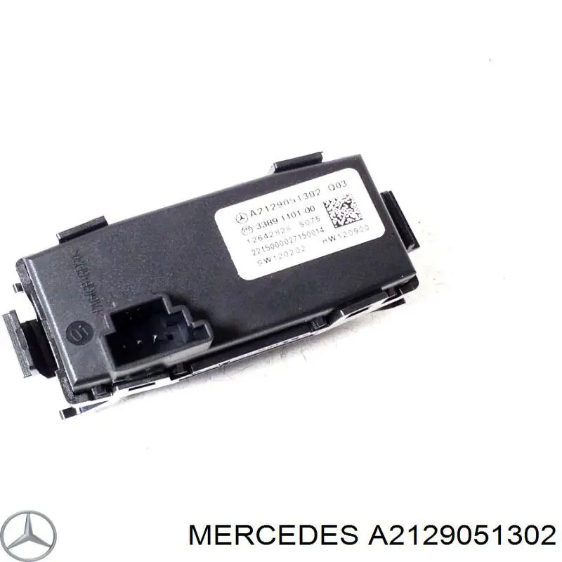 Блок кнопок центральної консолі Mercedes A2129051302 ціна, від 12.67 USD