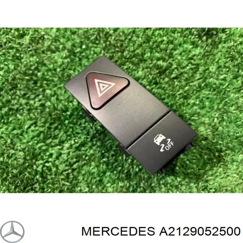 Блок кнопок центральної консолі Mercedes A2129052500 ціна, від 20.06 USD