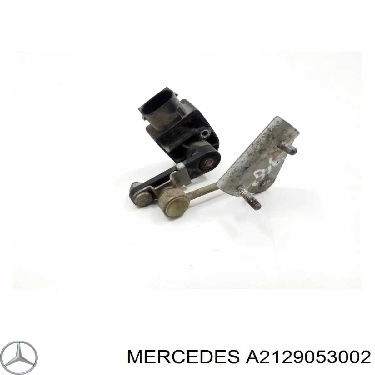 Датчик рівня положення кузова, задній правий Mercedes A2129053002 ціна, від 25.31 USD