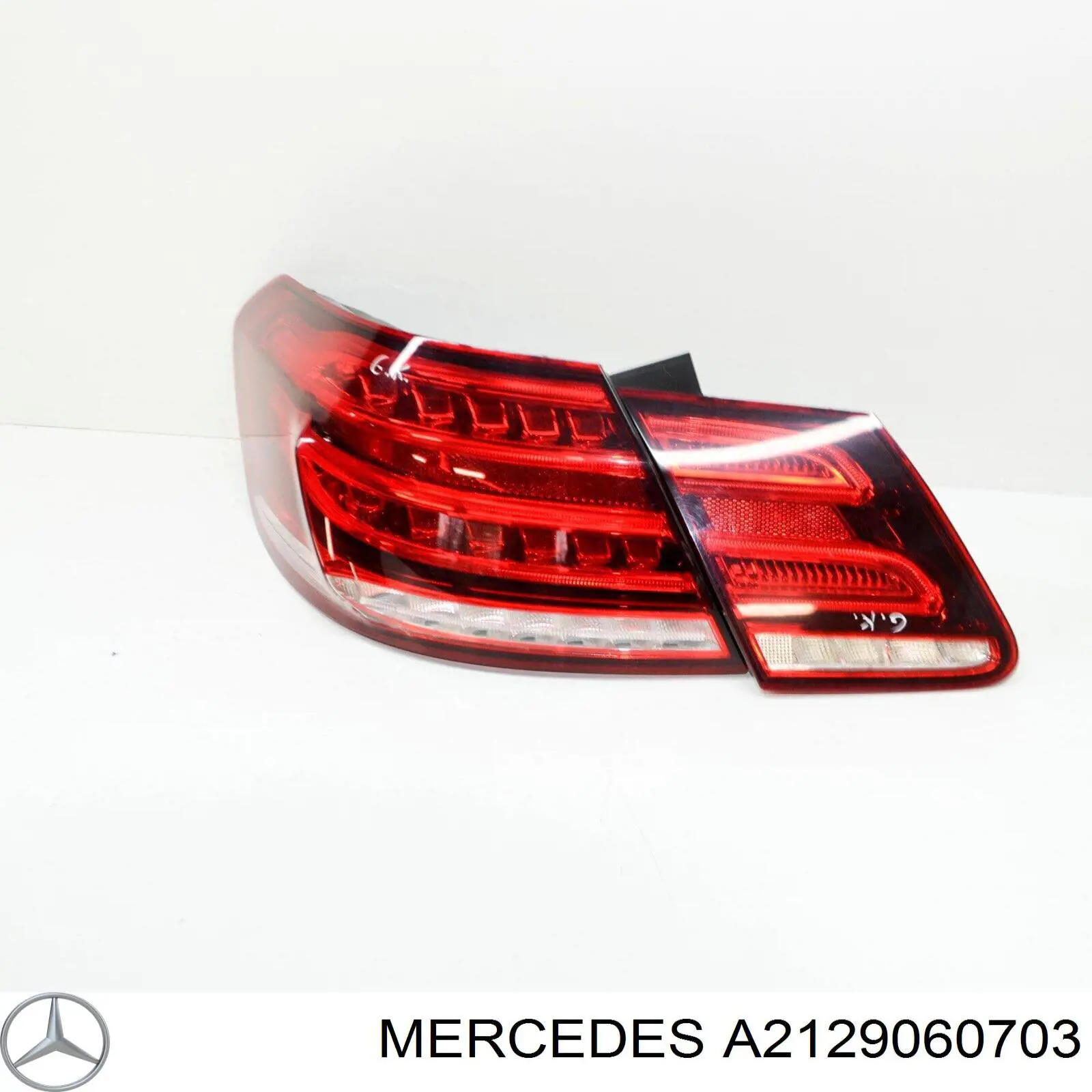 Купити A2129060703 Mercedes Ліхтар задній