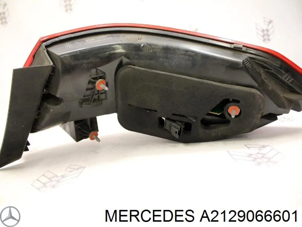Купити A2129066601 Mercedes Ліхтар задній