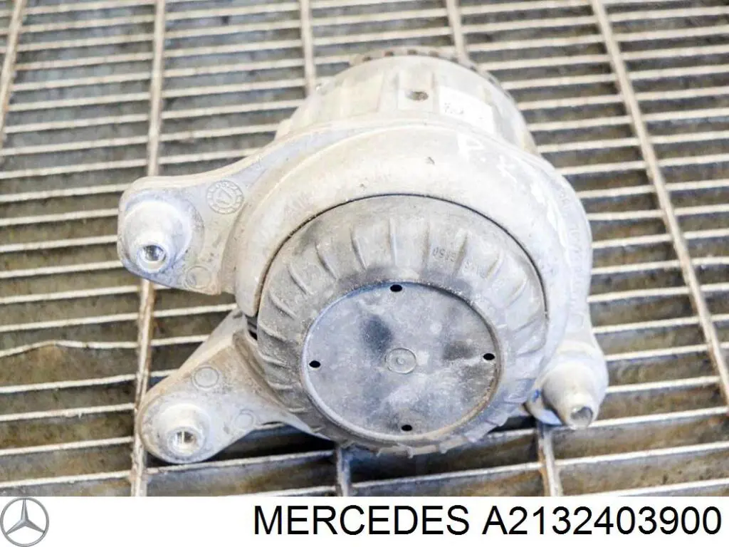 Подушка (опора) двигуна, ліва передня Mercedes A2132403900 ціна, від 91.55 USD