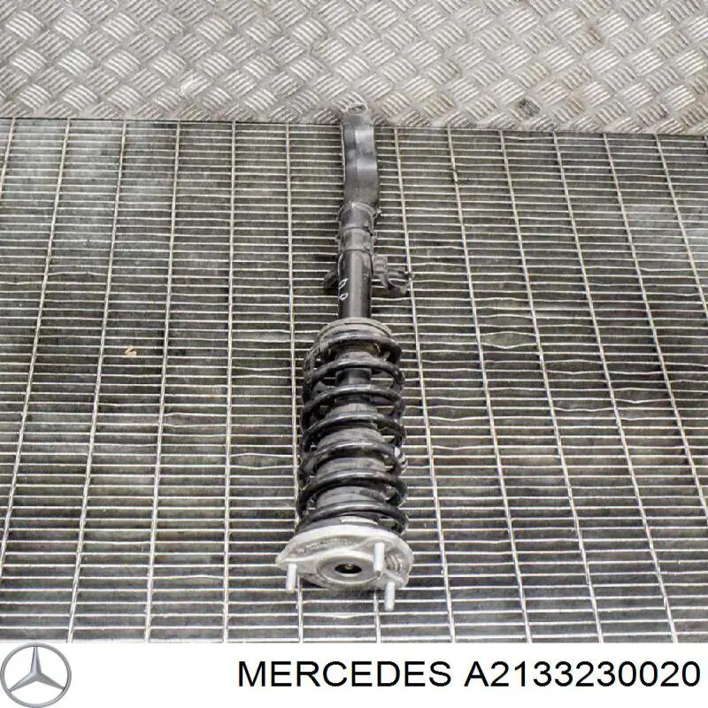 A2133230020 Mercedes опора амортизатора переднього