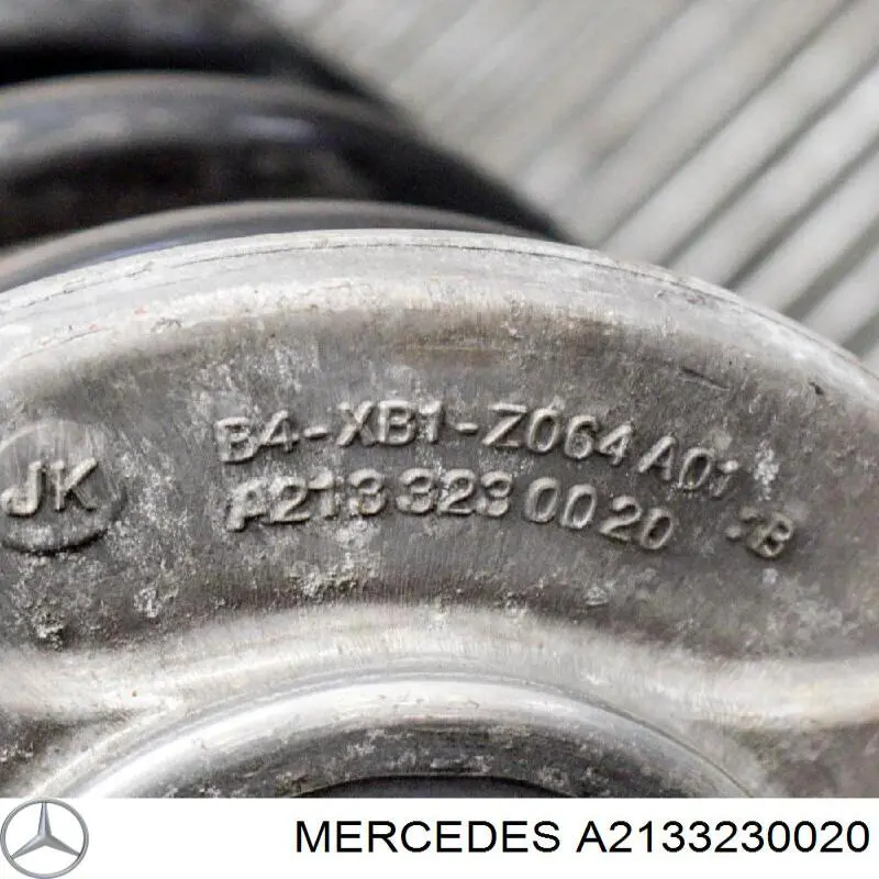 Опора амортизатора переднього A2133230020 Mercedes