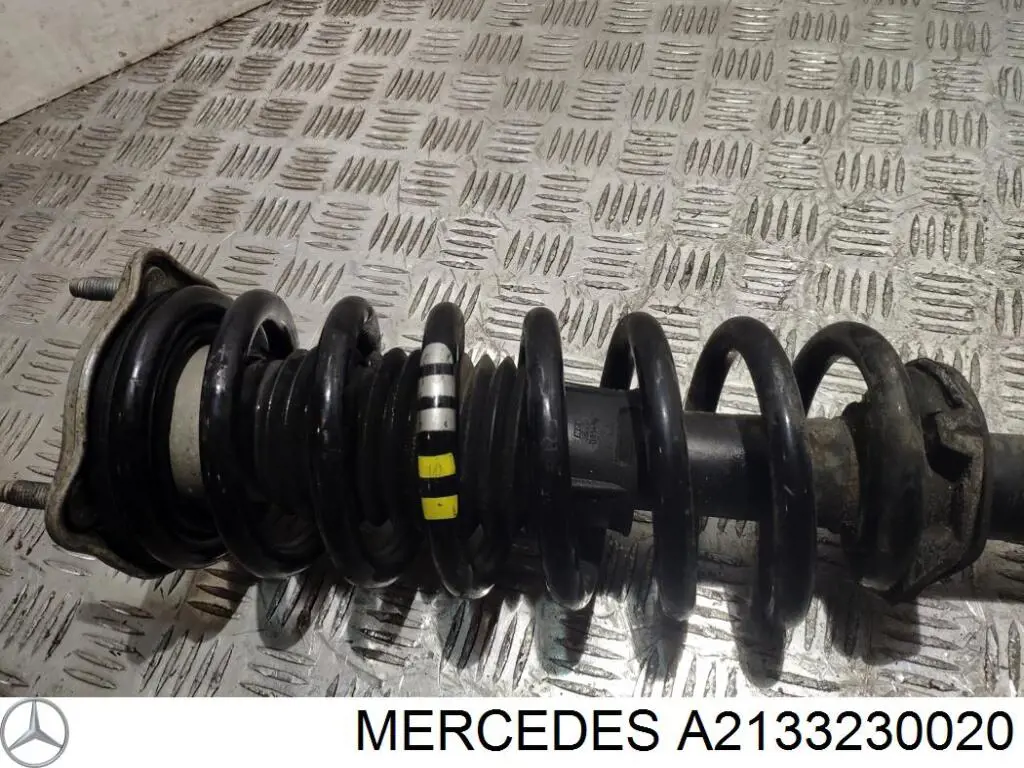 Опора амортизатора переднього A2133230020 Mercedes