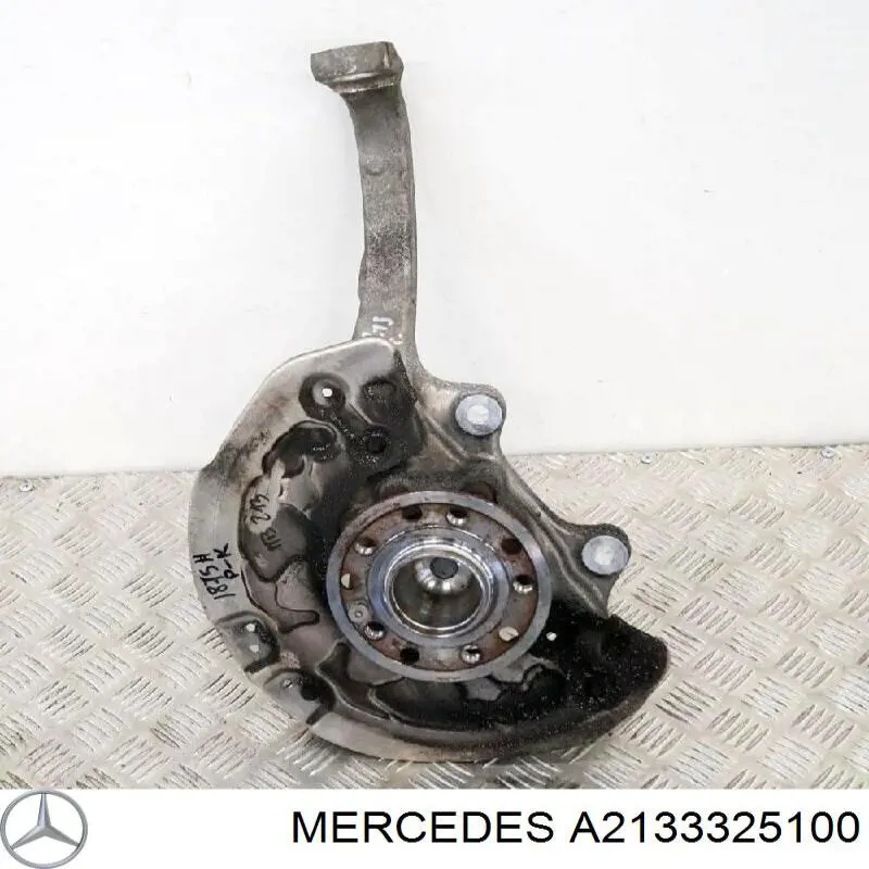 A2133325100 Mercedes Цапфа поворотного кулака