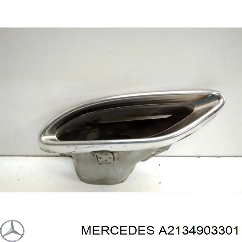Насадка на глушник Mercedes A2134903301 ціна, від 33.75 USD