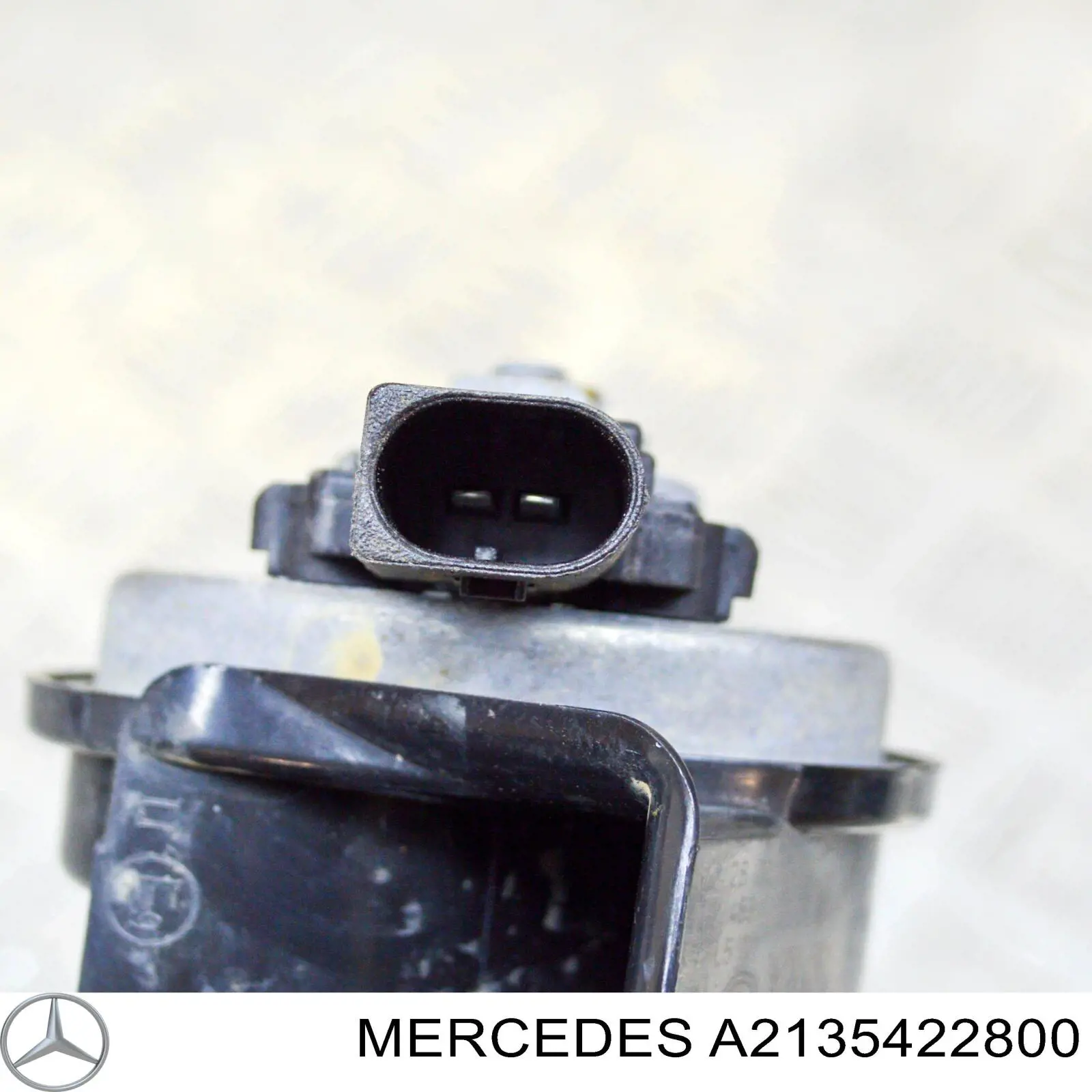 Сигнал високої тональності Mercedes A2135422800 ціна, від 42.21 USD