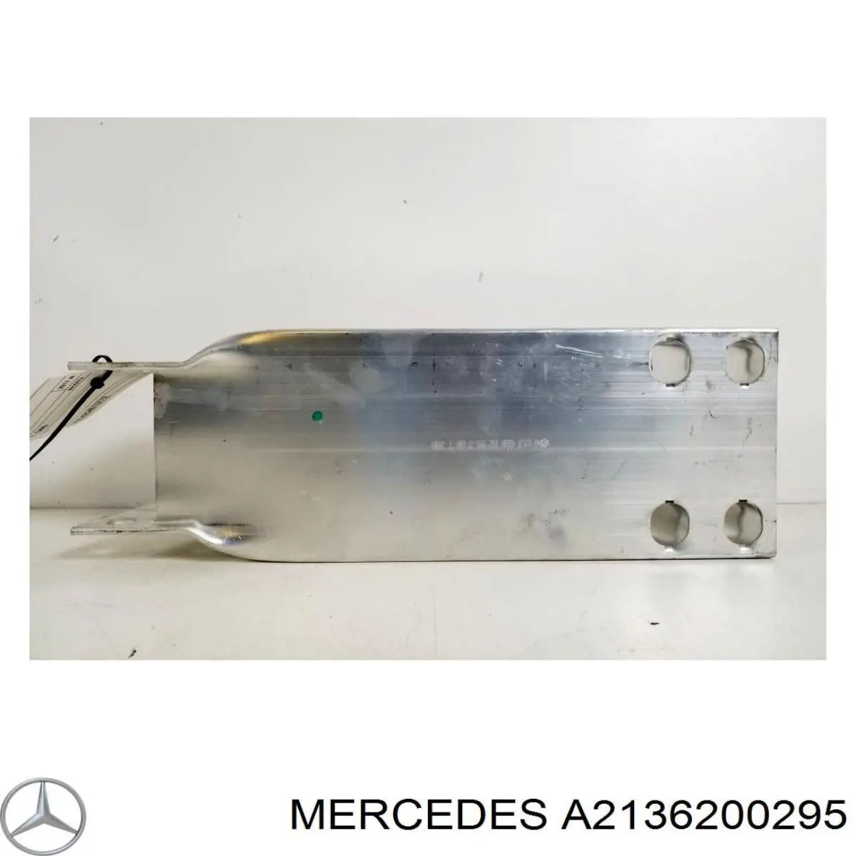 A2136200295 Mercedes Кронштейн підсилювача переднього бампера