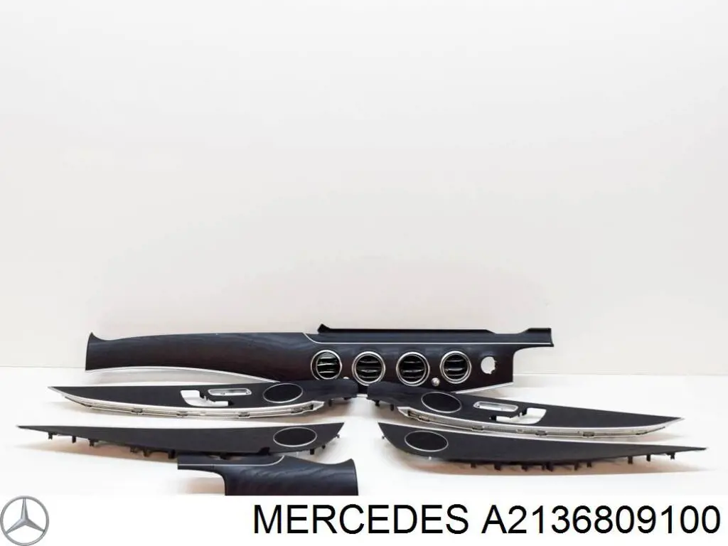 Молдинг (накладка) панелі приладів "торпедо", центральний Mercedes A2136809100 ціна, від 50.90 USD