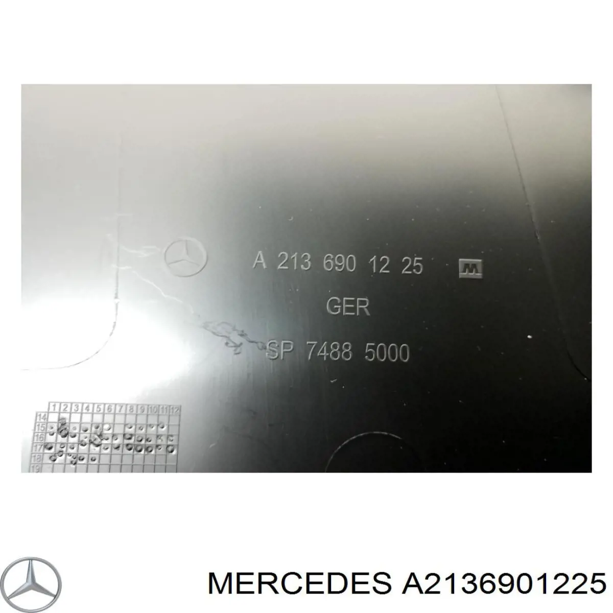 Купити A2136901225 Mercedes Обшивка стійки кузова внутрішньої, середня нижня права