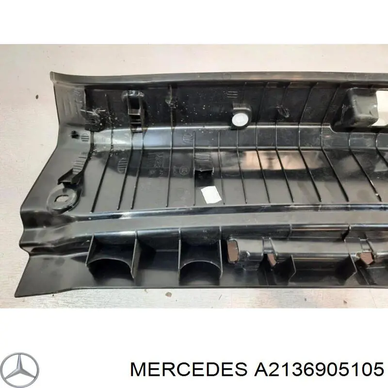 Купити A2136905105 Mercedes 