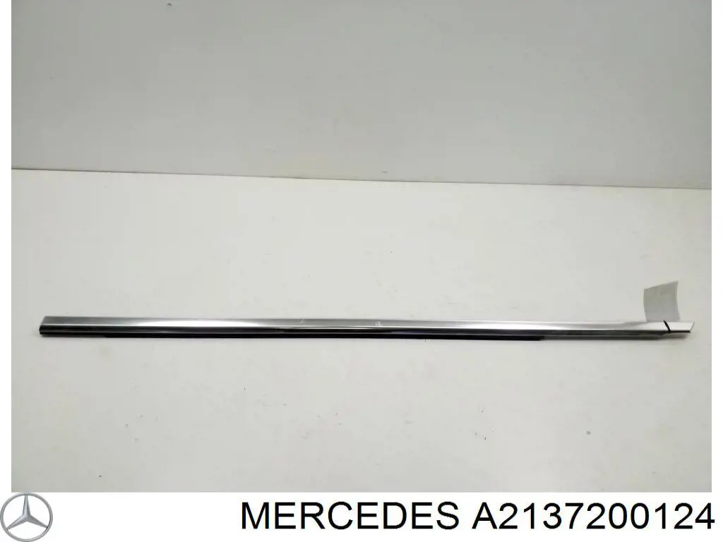 Купити A2137200124 Mercedes 