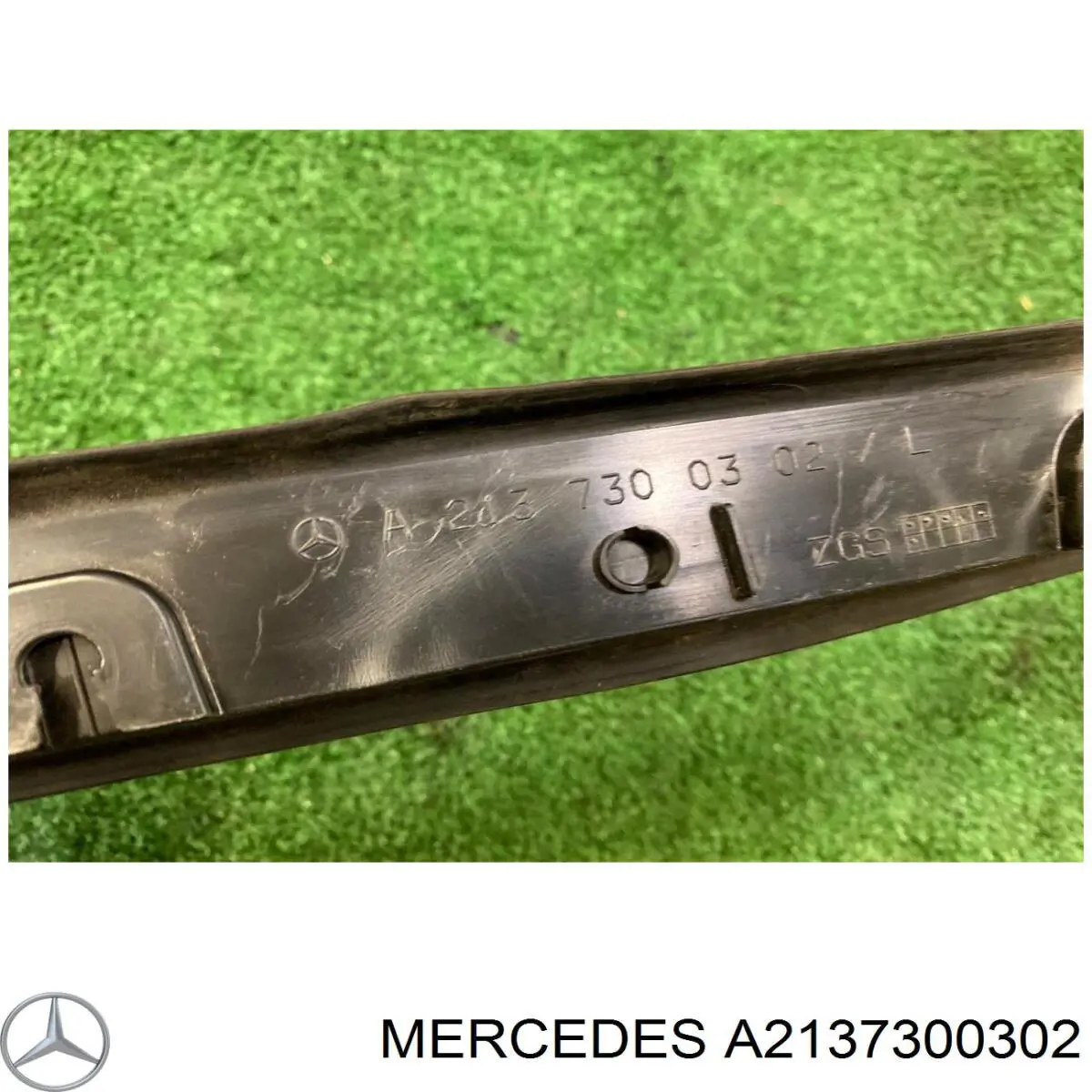 Купити A2137300302 Mercedes 
