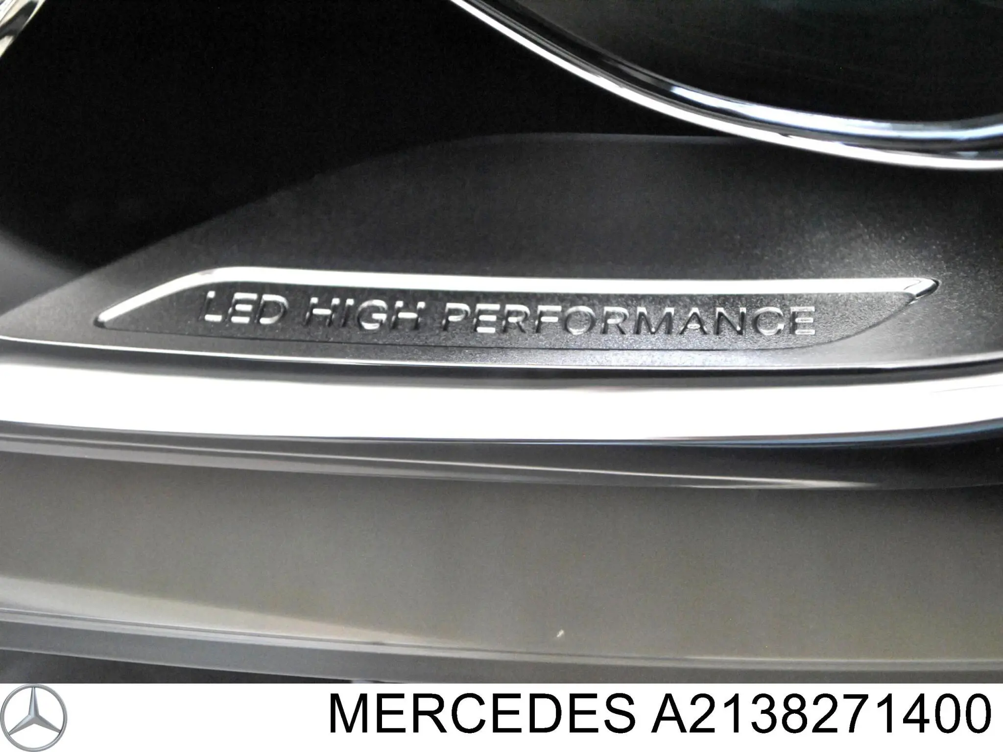 Годинник салонний A2138271400 Mercedes