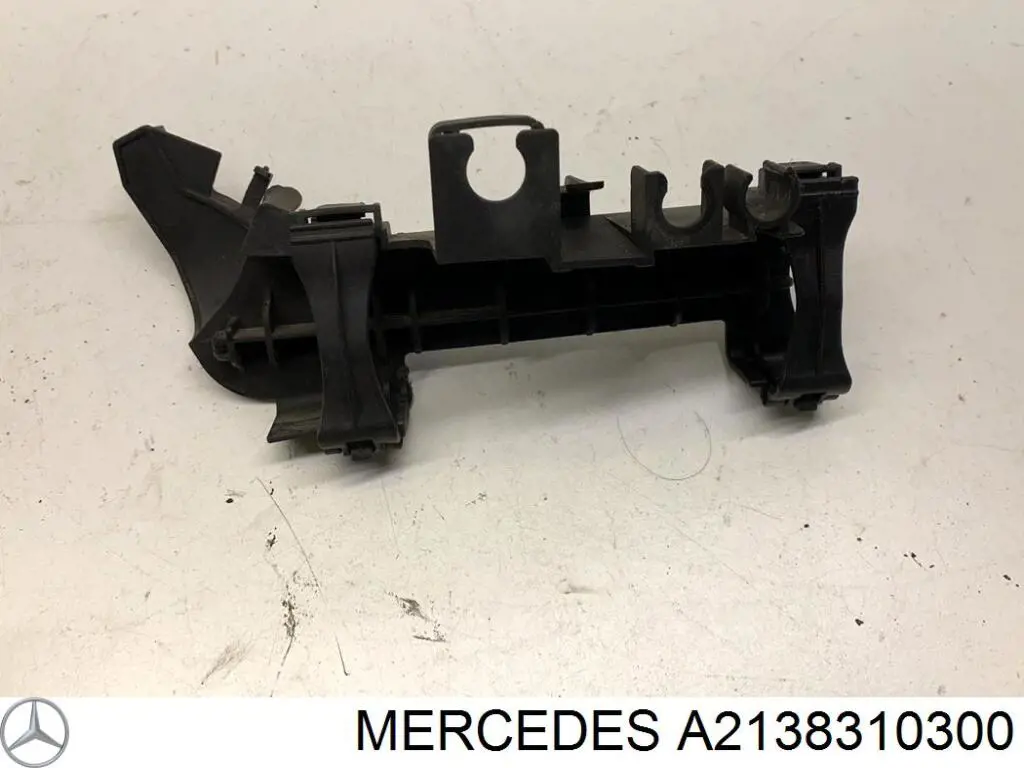 Купити A2138310300 Mercedes 