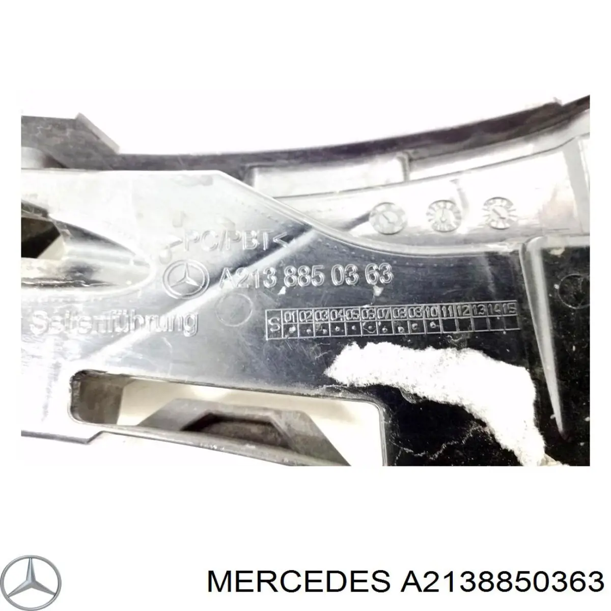 Купити A2138850363 Mercedes Направляюча заднього бампера, ліва