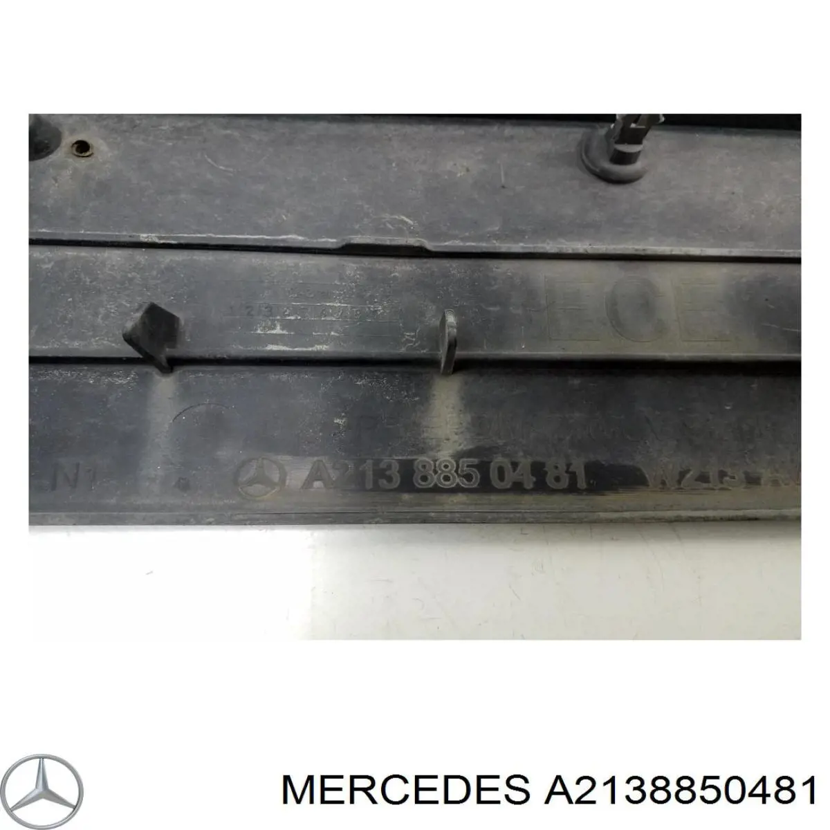 Купити A2138850481 Mercedes 