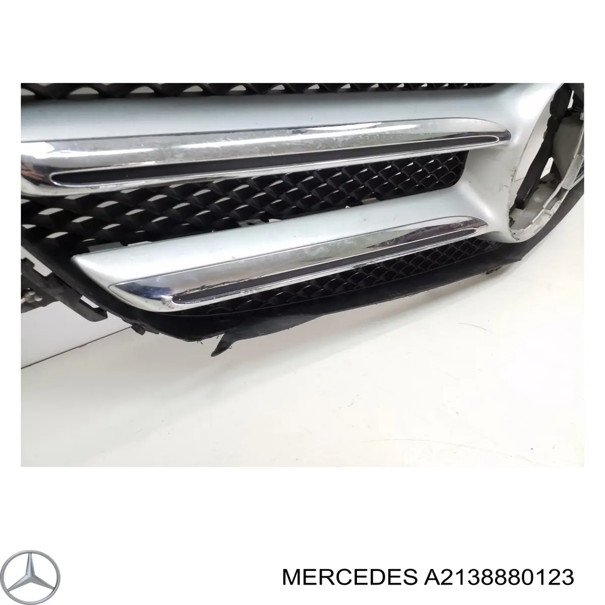 Решітка Mercedes A2138880123