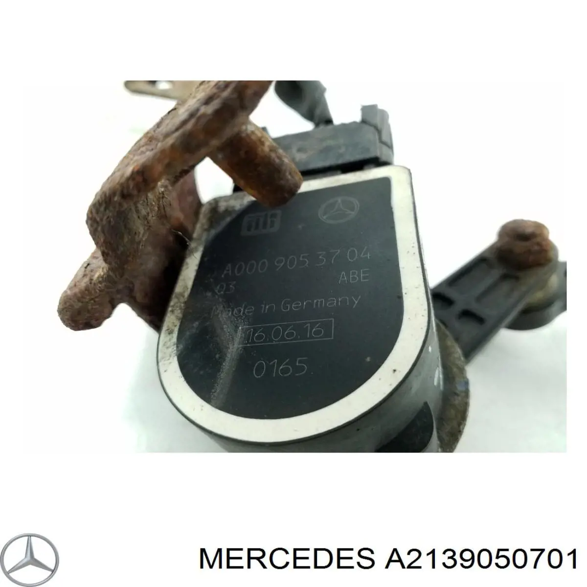 Датчик рівня положення кузова, задній лівий Mercedes A2139050701 ціна, від 346.13 USD