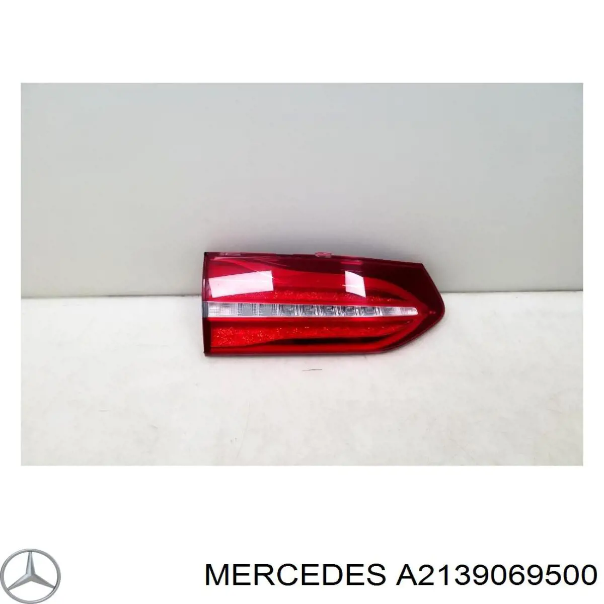 Стоп задній Mercedes A2139069500 ціна, від 87.99 USD