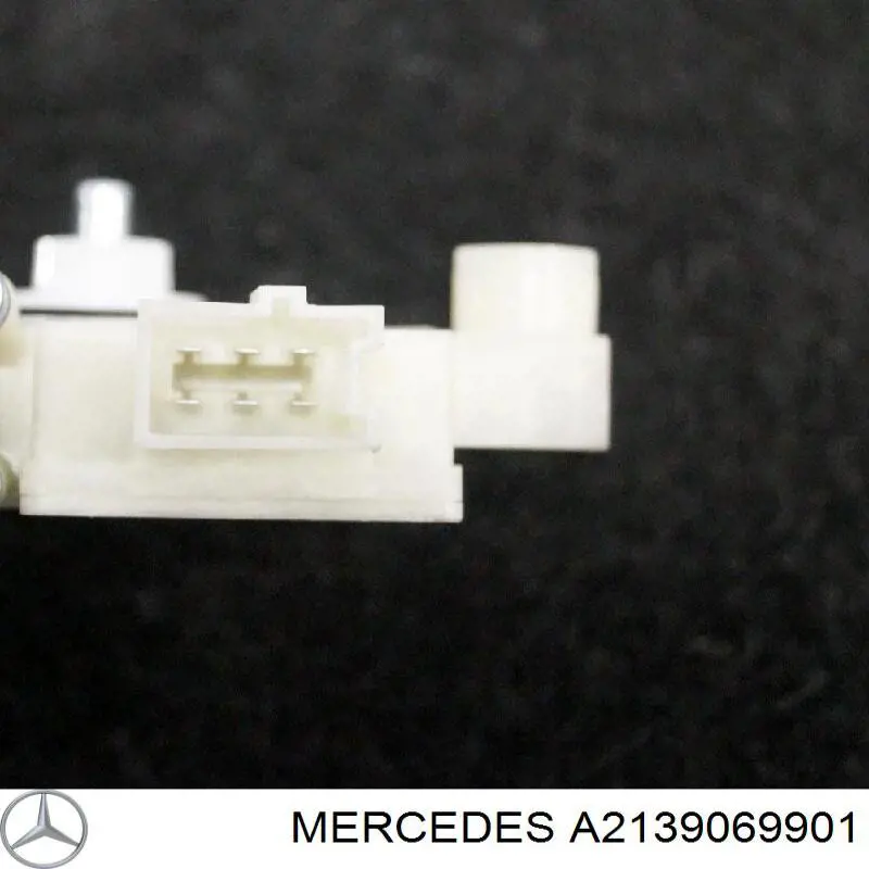 Мотор склопідйомника дверей передніх, лівих Mercedes A2139069901 ціна, від 12.67 USD