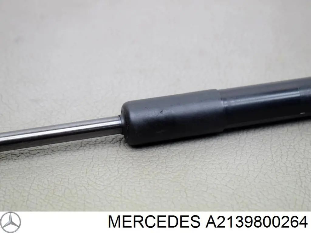 8056839 Lesjofors Амортизатор капота правий
