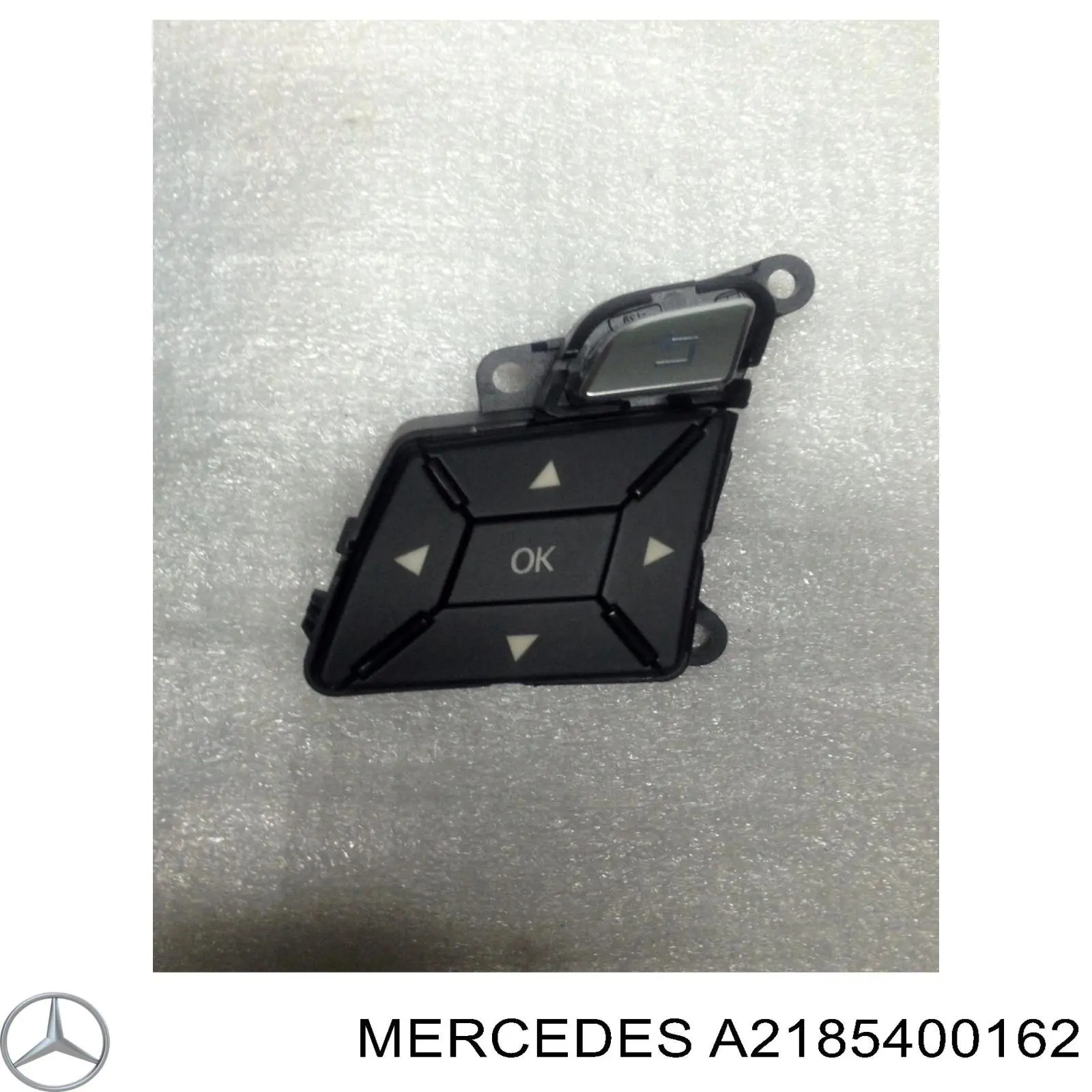 Блок кнопкових перемикачів кермового колеса Mercedes A2185400162 ціна, від 24.07 USD