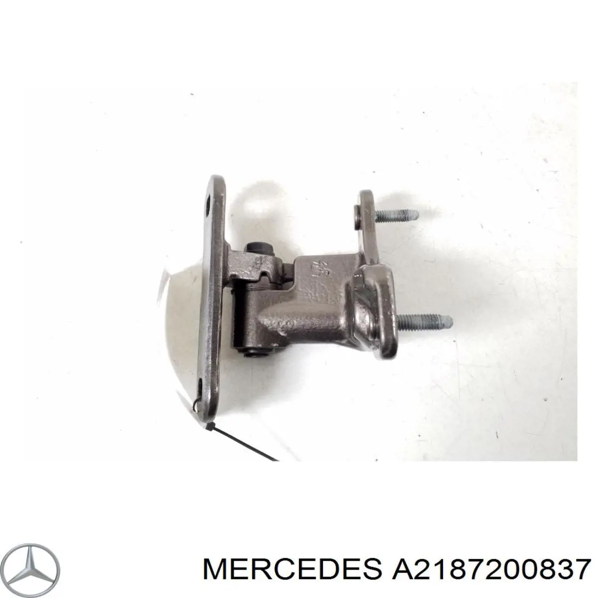 Петля водійських дверей Mercedes A2187200837 ціна, від 22.55 USD