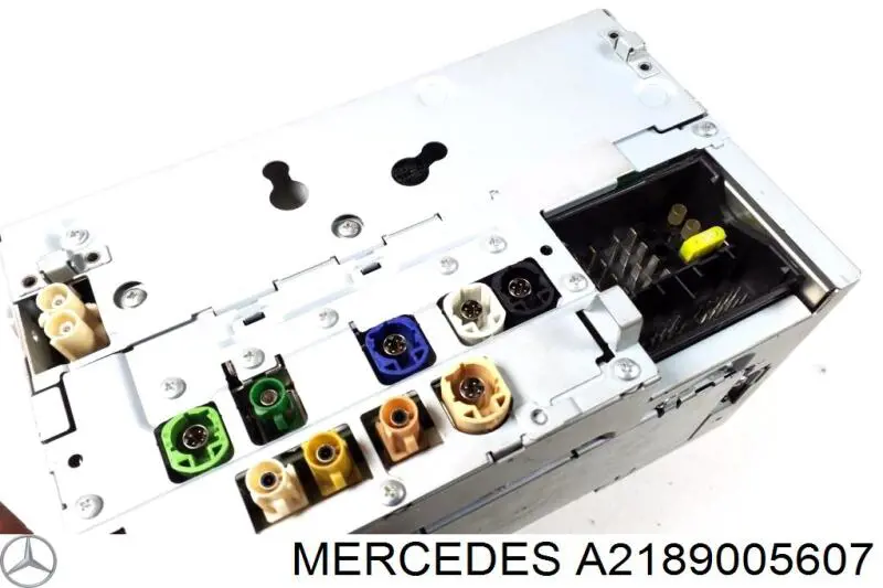 Блок кнопок центральної консолі Mercedes A2189005607 ціна, від 481.41 USD