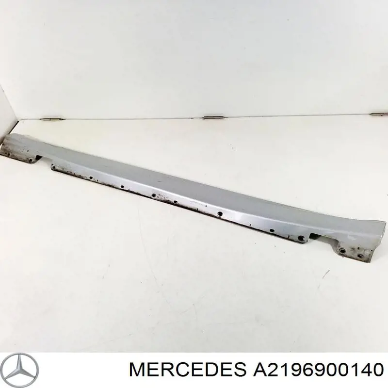 Купити A2196900140 Mercedes 