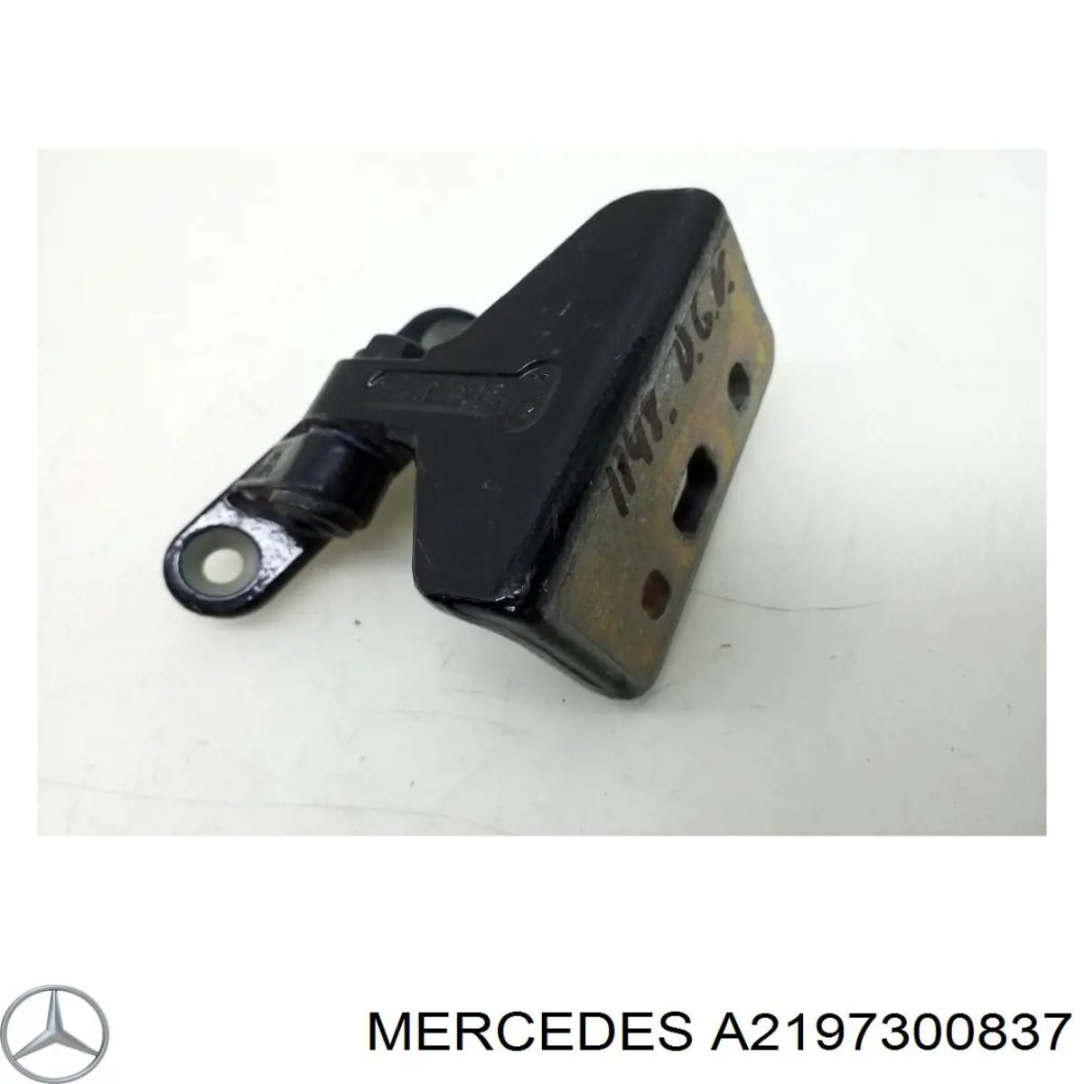 Петля задніх дверей, правих Mercedes A2197300237 ціна, від 38.01 USD
