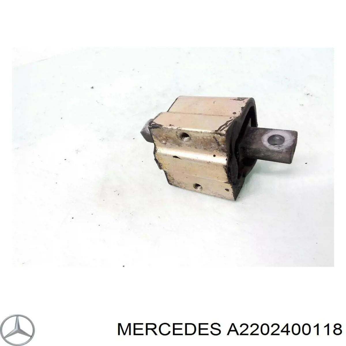 A2202400118 Mercedes Опора кпп