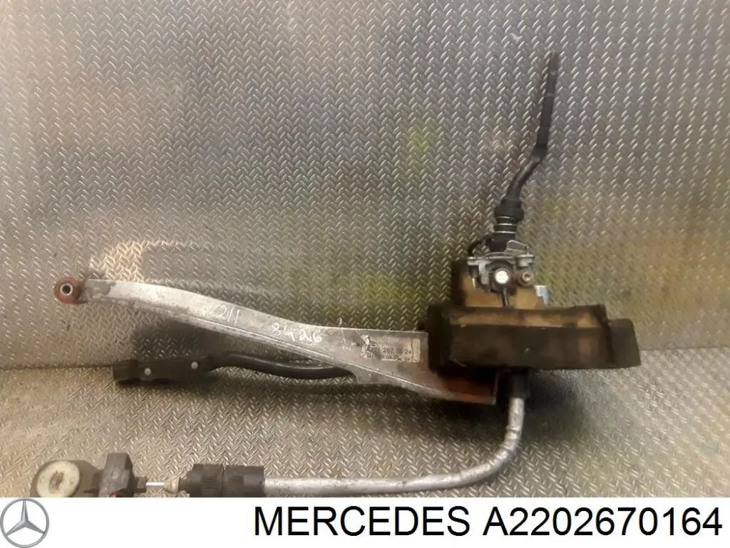 Трос перемикання передач, селектора Mercedes A2202670164 ціна, від 6.26 USD