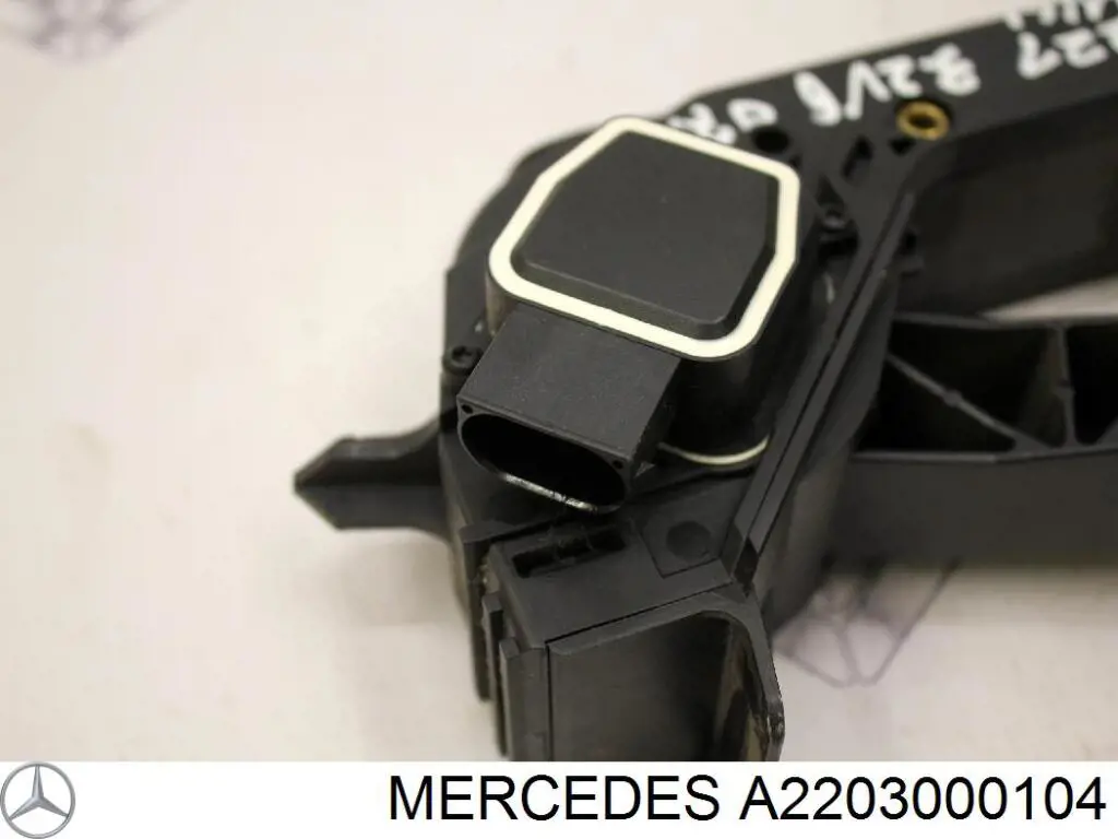 A2203000104 Mercedes Педаль газу (акселератора)