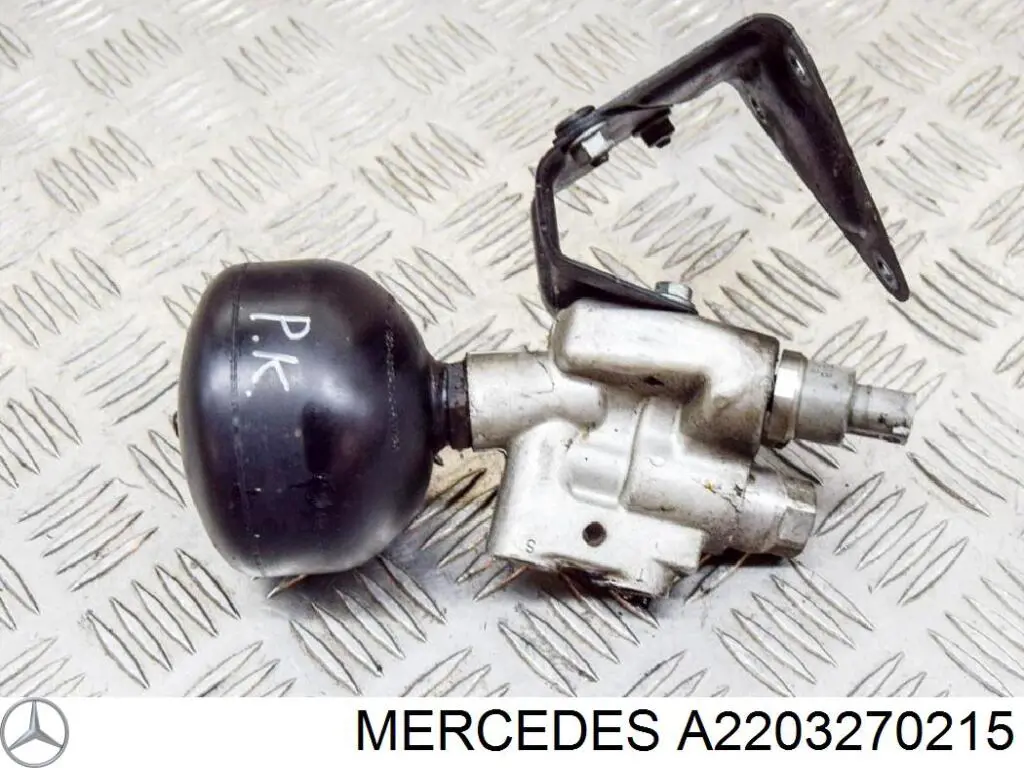 Ресивер пневматичної системи Mercedes A2203270215 ціна, від 315.94 USD