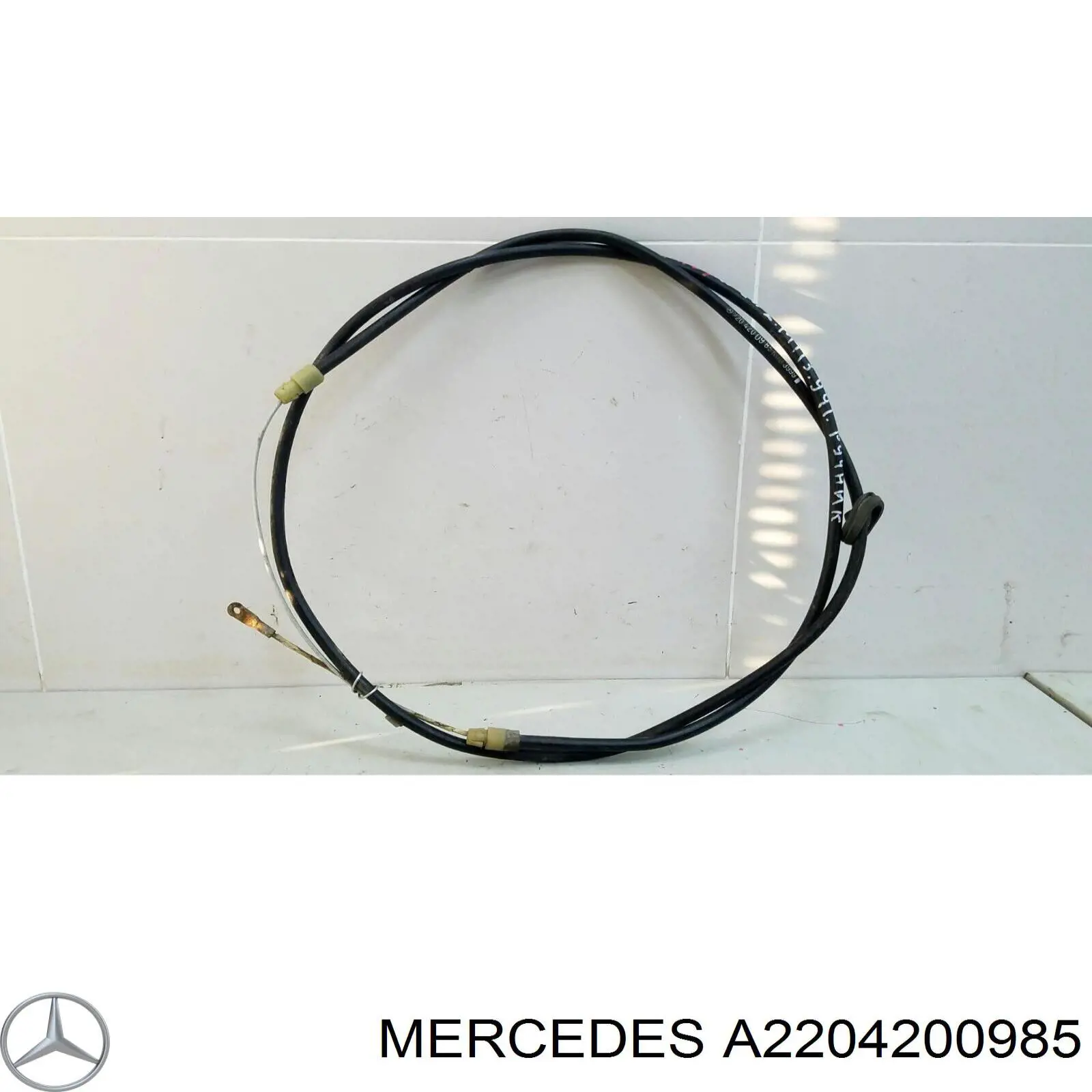 A2204200985 Mercedes Трос ручного гальма передній